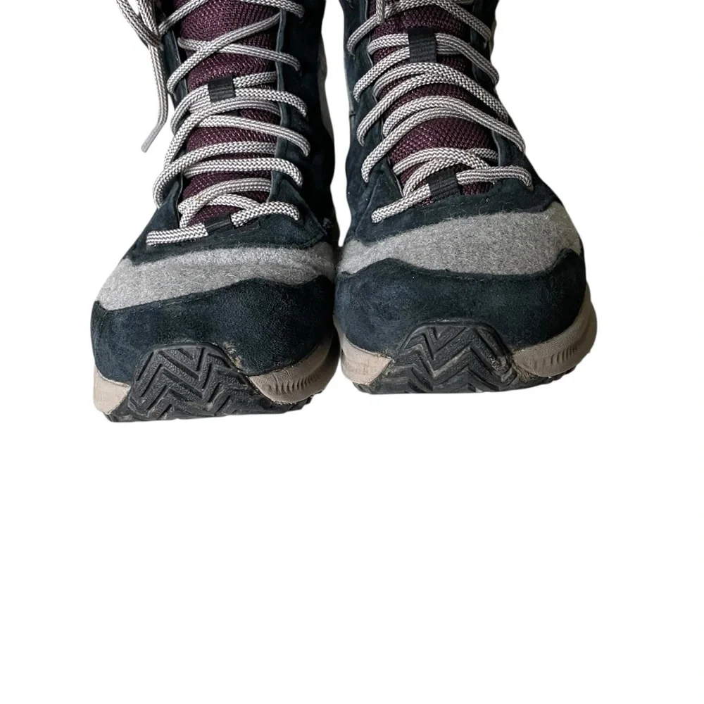 MERRELL Women’s Ontario Tall Polar Waterproof Winter Boots 6